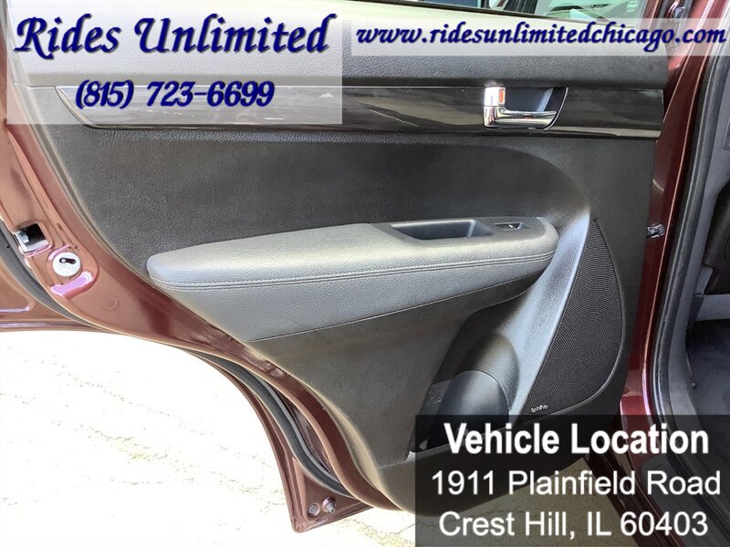 Used 2013 Kia Sorento SX FWD image 22