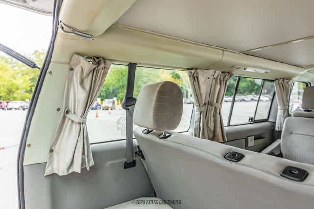 Used 2002 Volkswagen Eurovan MV FWD image 41