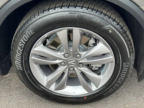 Used 2023 Acura MDX SH-AWD image 12