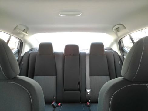 Used 2021 Nissan Sentra SV w/ Trunk Package FWD image 31