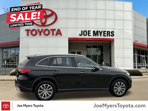 Used 2024 Mercedes-Benz GLC 300 image 4