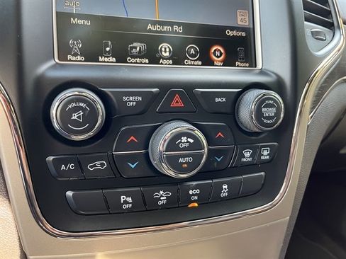 Used 2014 Jeep Grand Cherokee Summit AWD/4WD image 24