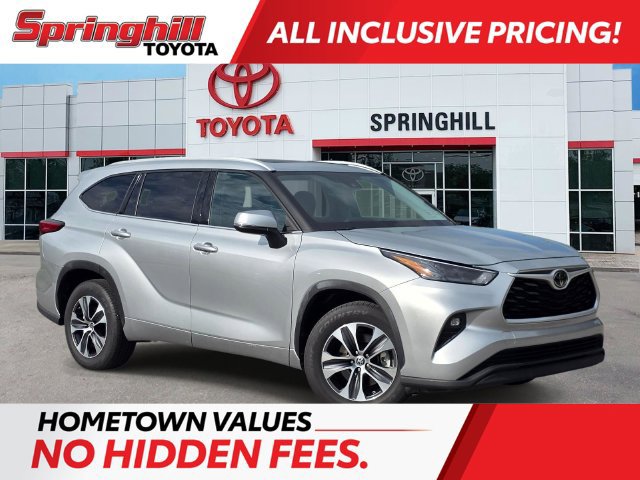 Used 2022 Toyota Highlander XLE FWD image 1