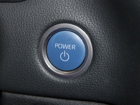 Used 2024 Toyota Tundra Limited AWD/4WD image 27