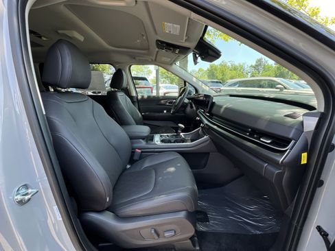 New 2026 Kia Carnival SX FWD image 35