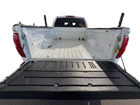 Used 2019 Toyota Tundra SR5 image 18
