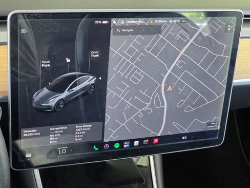 Used 2018 Tesla Model 3 Mid Range RWD image 19
