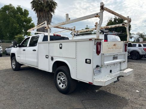 Used 2018 Chevrolet Silverado 3500 W/T RWD image 3