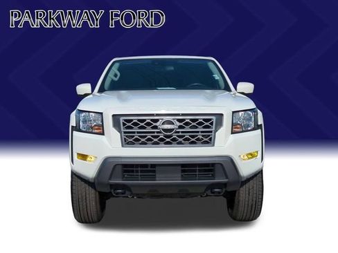 Used 2022 Nissan Frontier SV AWD/4WD image 8