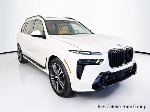 Used 2024 BMW X7 xDrive40i w/ Executive Package AWD/4WD image 1