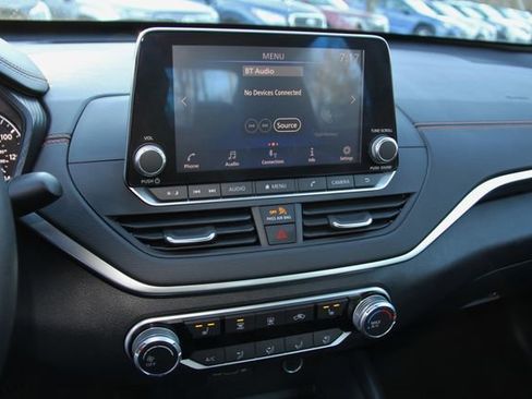 Used 2019 Nissan Altima 2.5 SR w/ SR Premium Package image 25