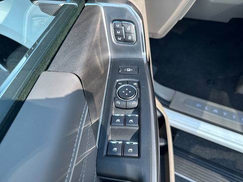 New 2025 Ford F350 Platinum w/ Platinum Plus Package image 34