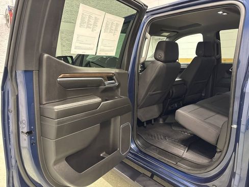 Used 2023 Chevrolet Silverado 1500 LT AWD/4WD image 34