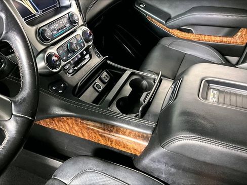 Used 2019 Chevrolet Tahoe Premier image 17