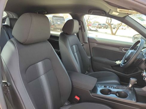 Used 2025 Honda Civic Sport image 18