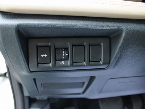 Used 2022 Subaru Legacy Limited XT image 14