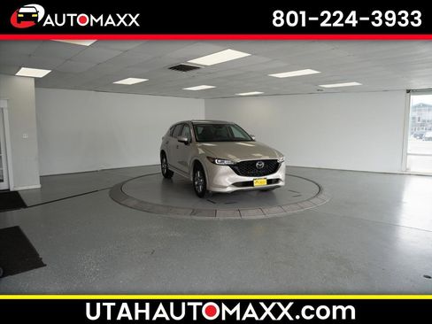 Used 2025 MAZDA CX-5 AWD 2.5 S w/ Preferred Package image 1