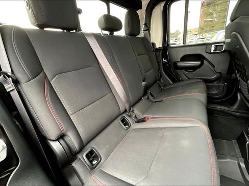 Used 2020 Jeep Gladiator Rubicon image 25