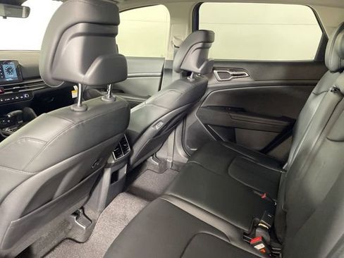 New 2026 Kia Sportage EX w/ EX Panorama Roof Package FWD image 40