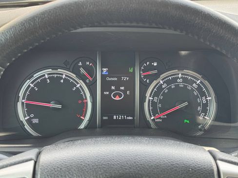 Certified 2022 Toyota 4Runner Limited AWD/4WD image 14