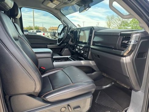 Used 2025 Ford F350 Lariat w/ Lariat Ultimate Package AWD/4WD image 26