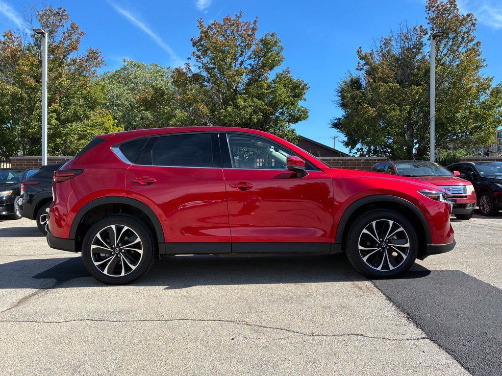 Used 2023 MAZDA CX-5 AWD 2.5 S w/ Premium Package image 4