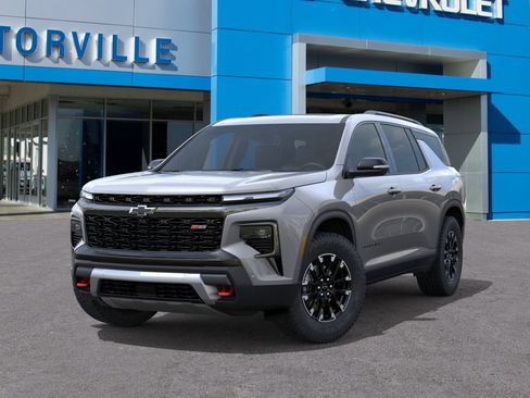 New 2026 Chevrolet Traverse Z71 w/ Enhanced Driving Package AWD/4WD image 6