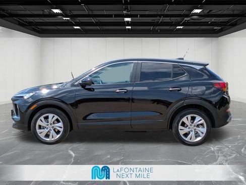 Used 2025 Buick Encore GX Preferred FWD image 2