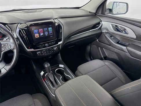 Used 2019 Chevrolet Traverse LT image 23