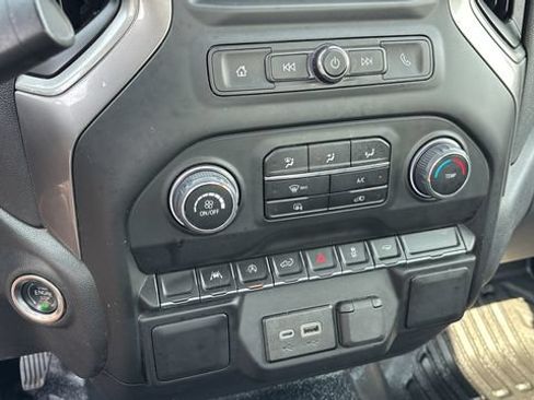 Used 2025 Chevrolet Silverado 1500 W/T RWD image 30