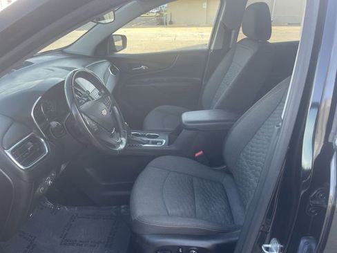 Used 2021 Chevrolet Equinox LT FWD image 11