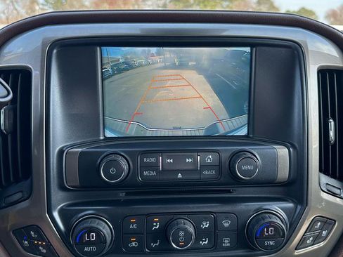 Used 2017 Chevrolet Silverado 2500 High Country w/ Duramax Plus Package image 18