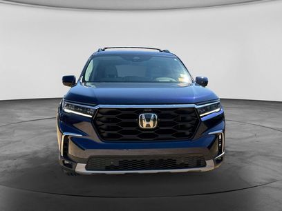Used 2025 Honda Pilot Elite