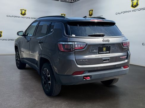 Used 2021 Jeep Compass Trailhawk AWD/4WD image 3
