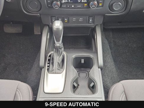 Used 2024 Nissan Frontier SV w/ SV Convenience Package RWD image 24