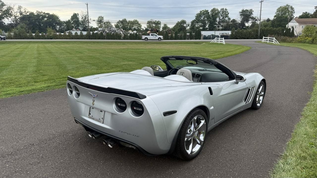 Used 2011 Chevrolet Corvette Grand Sport w/ Preferred Equipment Group RWD image 5