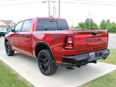 New 2026 RAM 1500 Laramie AWD/4WD image 18