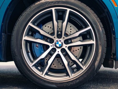 Used 2015 BMW X6 M AWD/4WD image 3