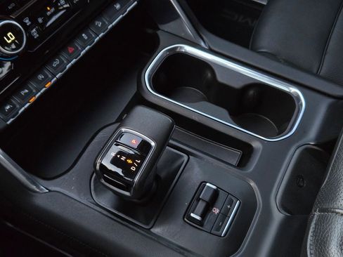 Used 2022 GMC Sierra 1500 Denali w/ Denali Reserve Package image 24