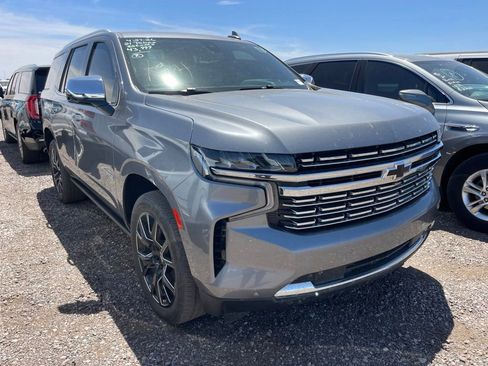 Used 2021 Chevrolet Tahoe Premier RWD image 2