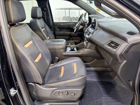 Used 2024 GMC Yukon AT4 AWD/4WD image 30