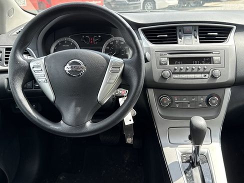 Used 2014 Nissan Sentra SV image 4