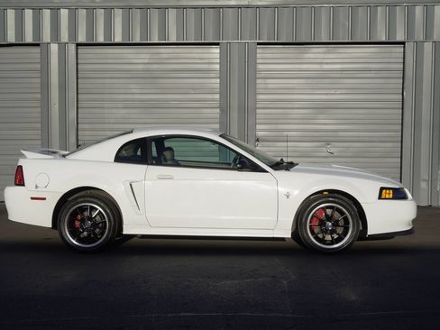 Used 2000 Ford Mustang Coupe RWD image 7