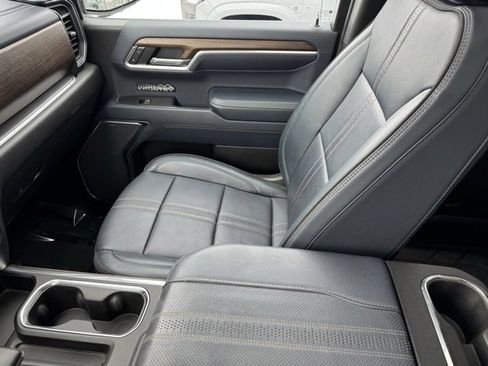 Certified 2023 Chevrolet Silverado 1500 High Country w/ High Country Premium Package image 25