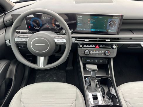 New 2026 Hyundai Santa Cruz SE FWD image 15