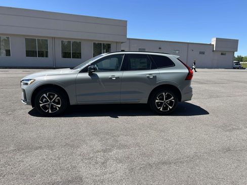 New 2026 Volvo XC60 B5 Core w/ Climate Package AWD/4WD image 6