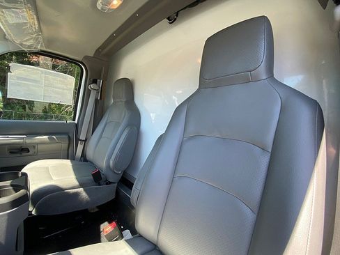 New 2026 Ford E-450 and Econoline 450 Super Duty w/ Power Equipment Group image 18