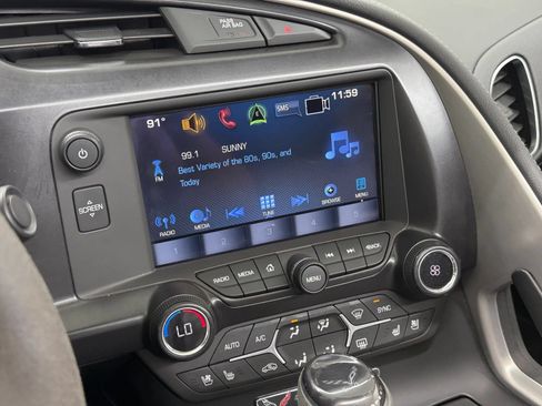 Used 2019 Chevrolet Corvette Stingray Coupe RWD image 14