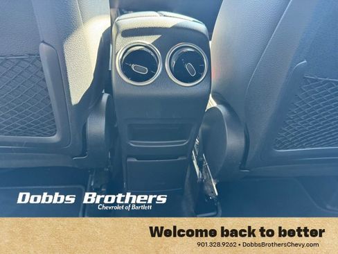 Used 2024 Mercedes-Benz GLB 250 image 36
