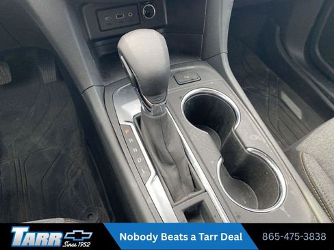 Used 2024 Chevrolet Equinox LT w/ LPO, Floor Liner Package FWD image 19